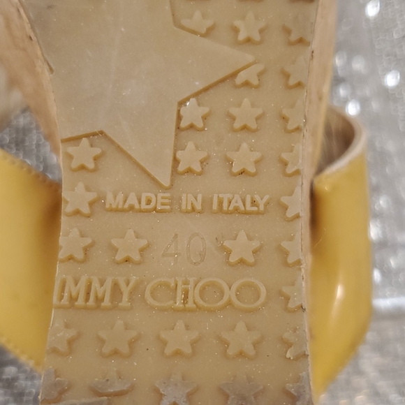 SOLD!! JIMMY CHOO Patent Thong Sandals - Size 40 - Picture 13 of 13